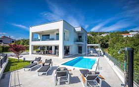 Villa Rina - Luxury Holiday Home