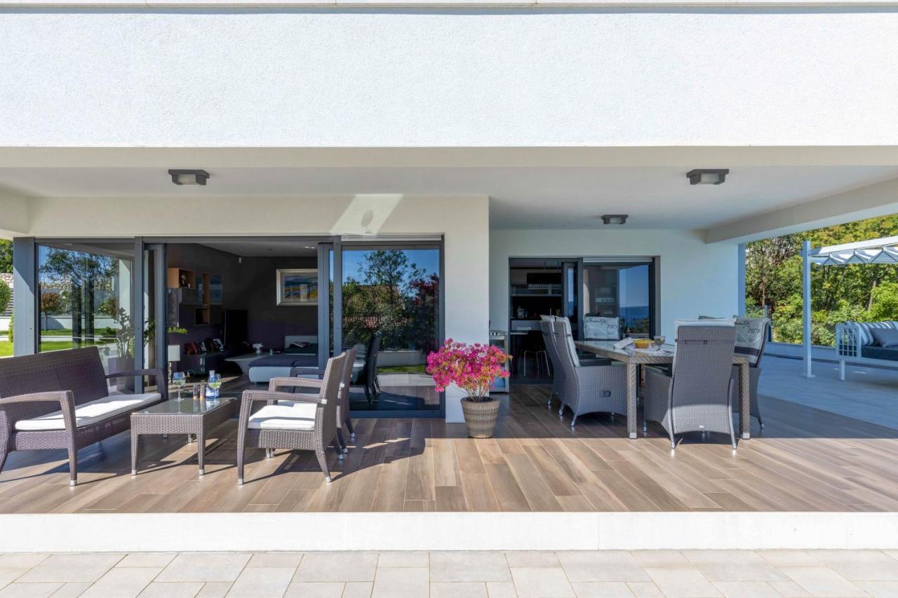Villa Rina - Luxury Holiday Home Crikvenica Exterior foto