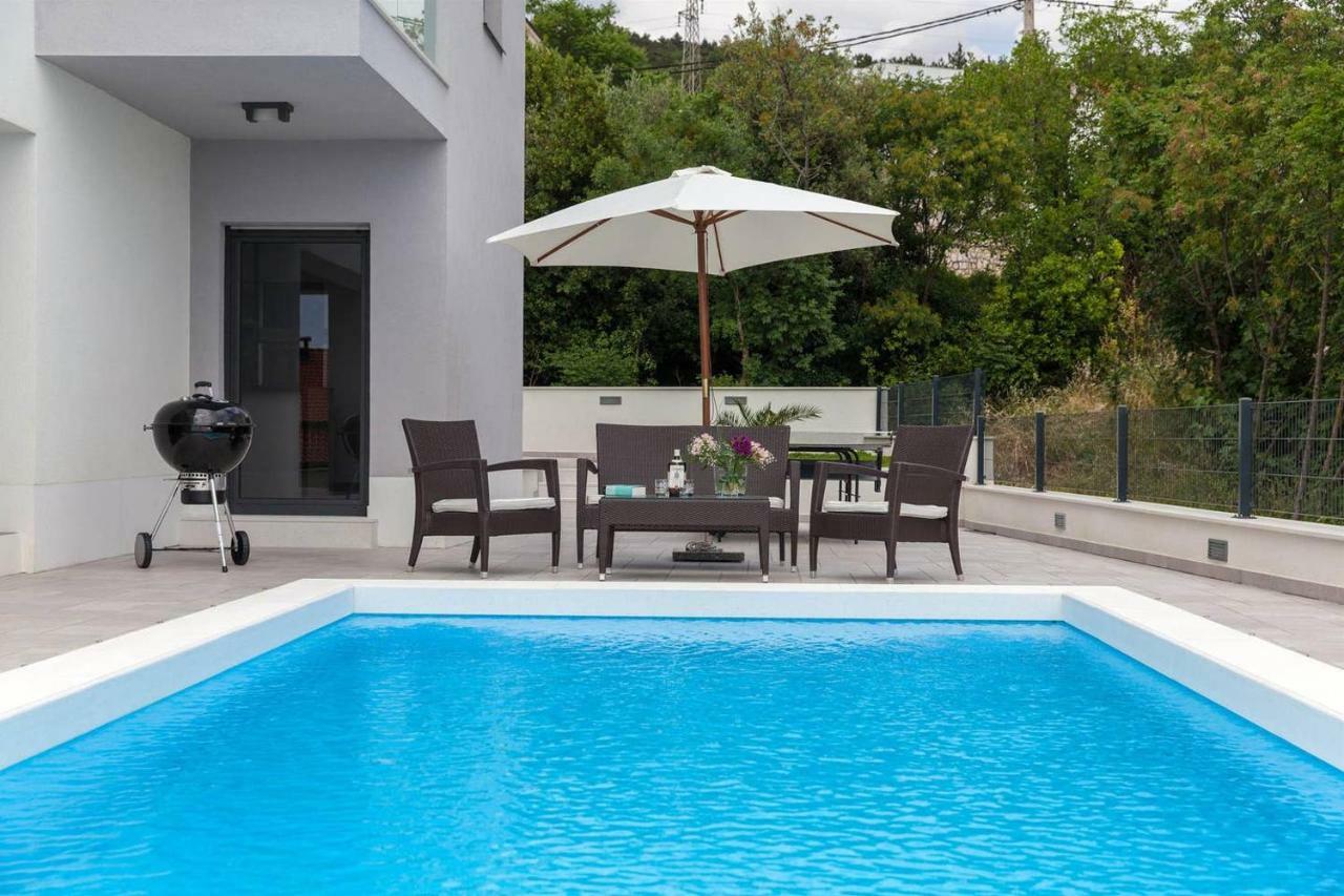 Villa Rina - Luxury Holiday Home Crikvenica Exterior foto
