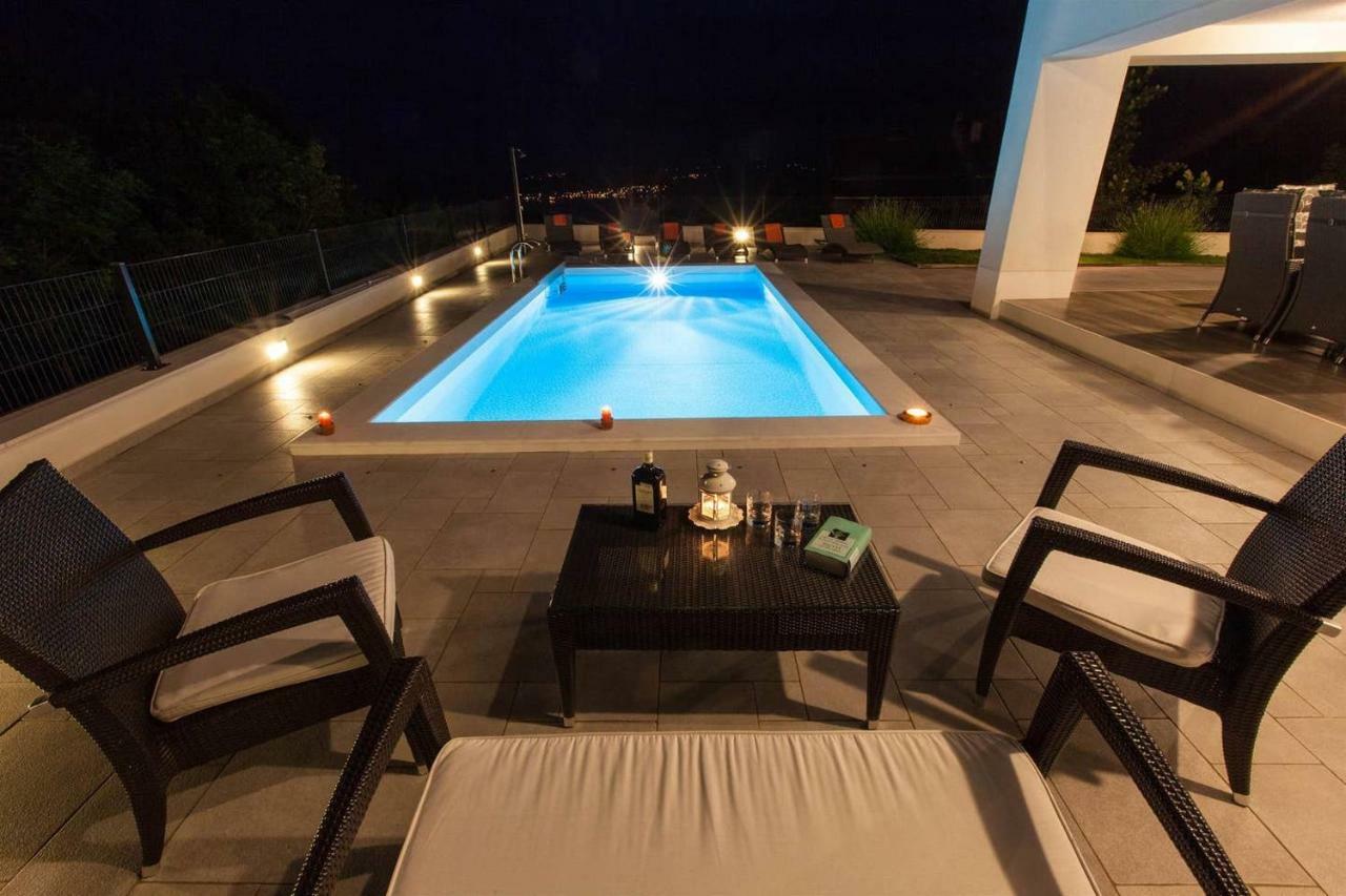 Villa Rina - Luxury Holiday Home Crikvenica Exterior foto