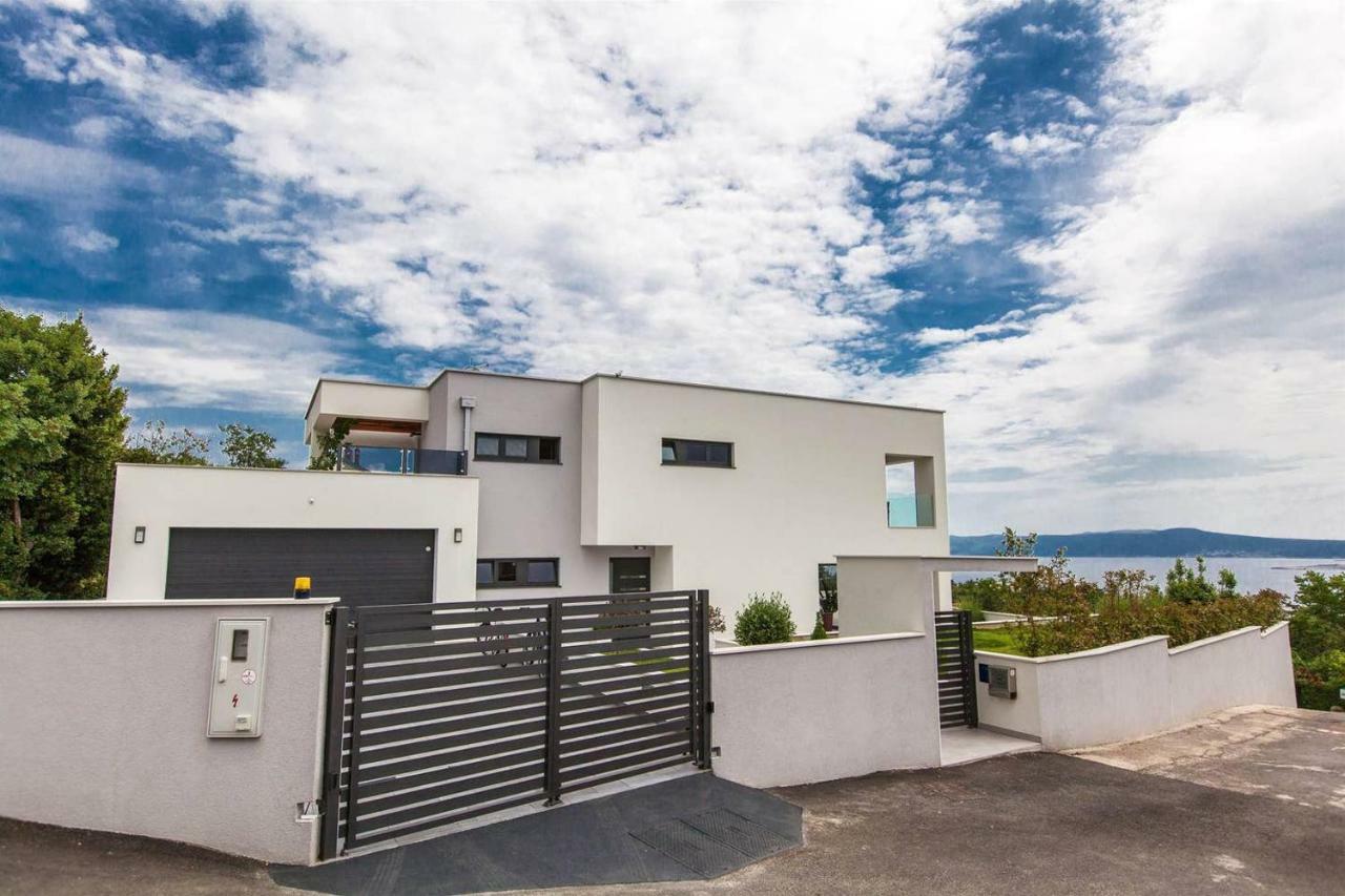 Villa Rina - Luxury Holiday Home Crikvenica Exterior foto