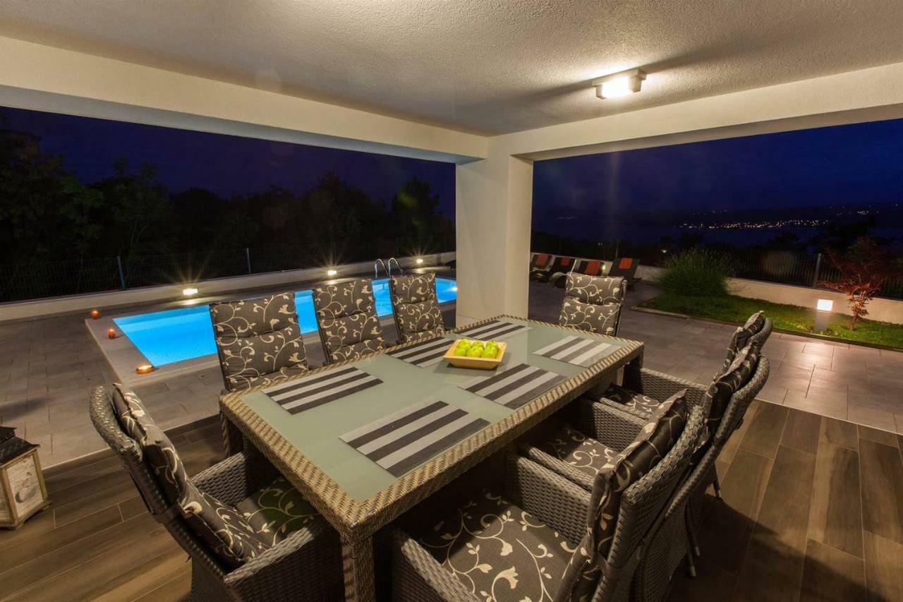 Villa Rina - Luxury Holiday Home Crikvenica Exterior foto