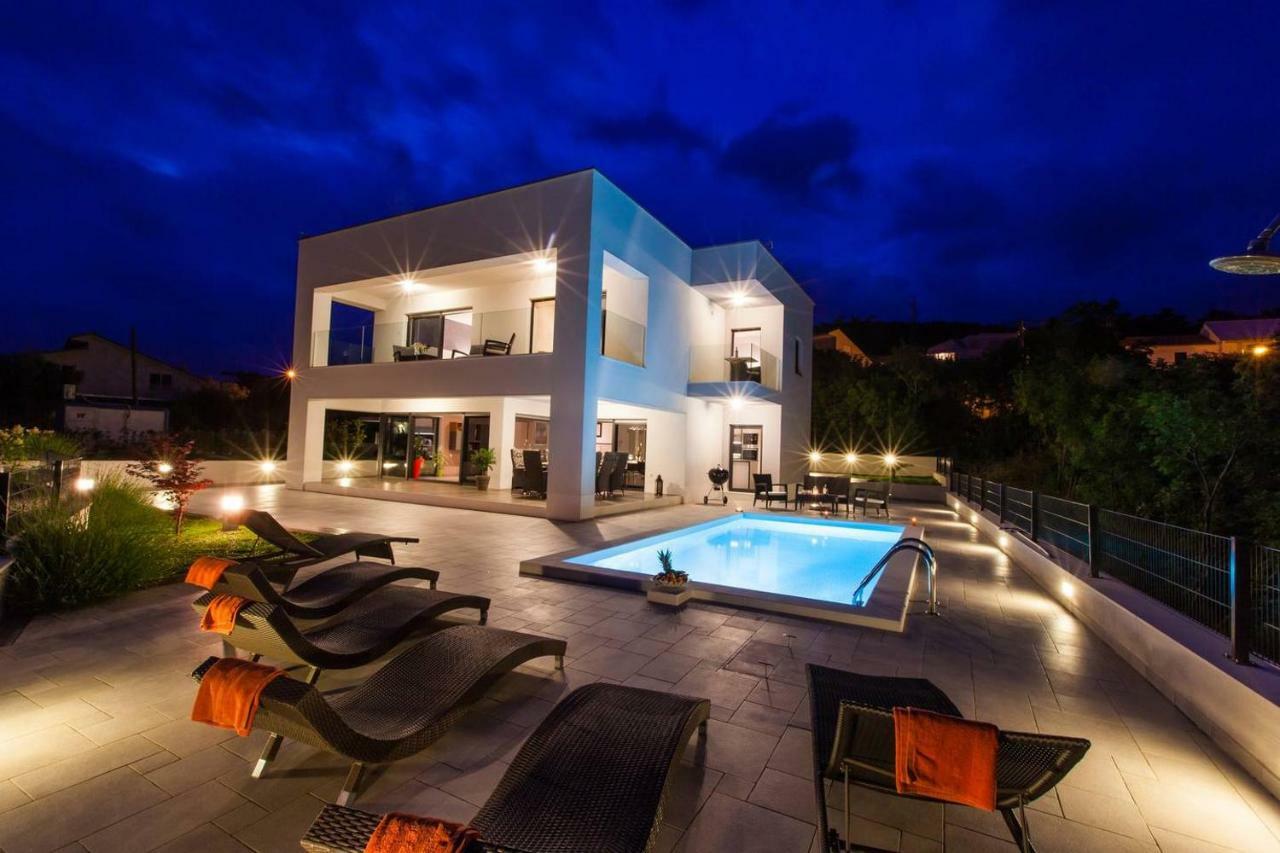 Villa Rina - Luxury Holiday Home Crikvenica Exterior foto
