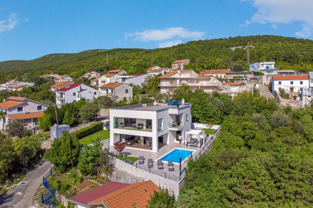 Villa Rina - Luxury Holiday Home Crikvenica Exterior foto