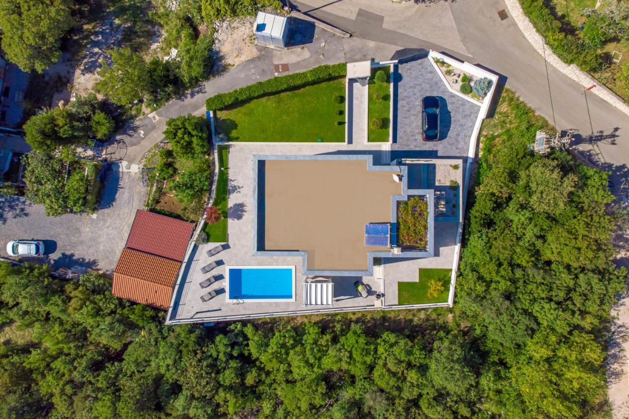 Villa Rina - Luxury Holiday Home Crikvenica Exterior foto