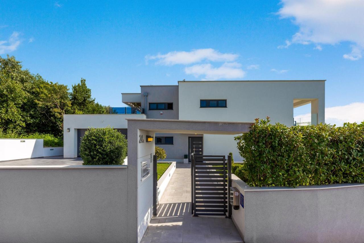 Villa Rina - Luxury Holiday Home Crikvenica Exterior foto