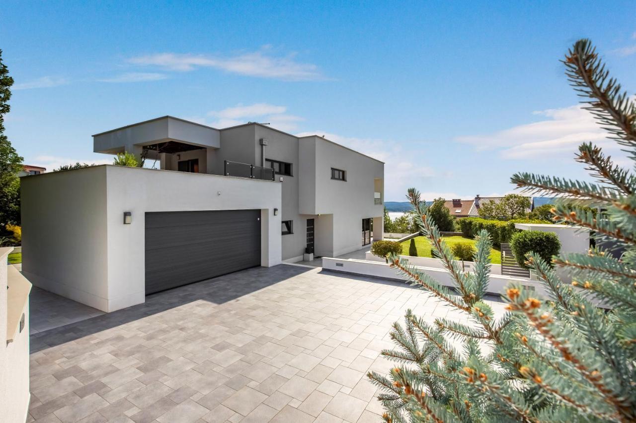 Villa Rina - Luxury Holiday Home Crikvenica Exterior foto